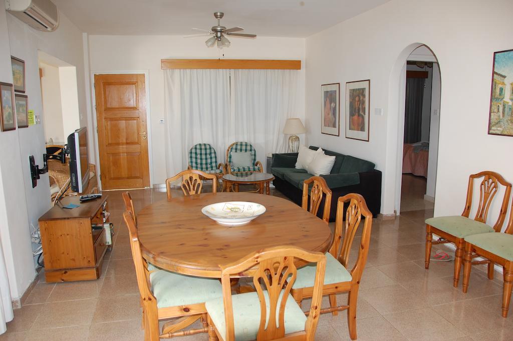 Villa Chrysanthia Polis 客房 照片