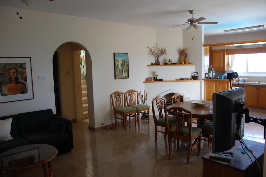 Villa Chrysanthia Polis 客房 照片